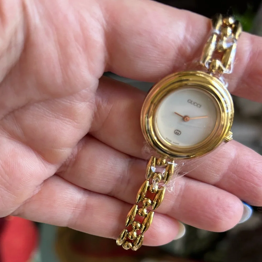 Vintage Gucci 14k Gold Plated Watch Set with Bezels - Picture 3 of 9